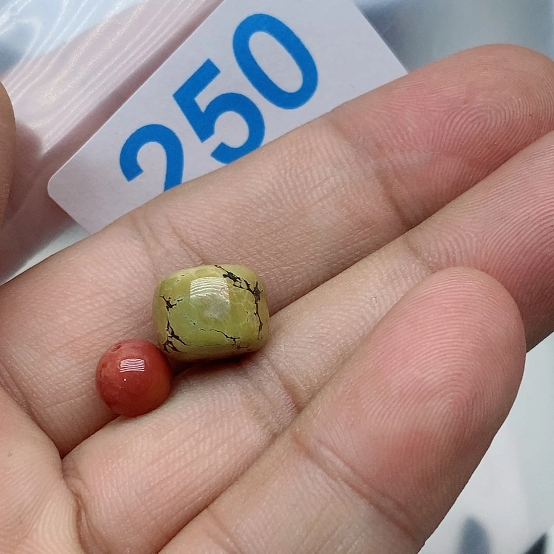 未镶嵌南红玛瑙珠宝奇石