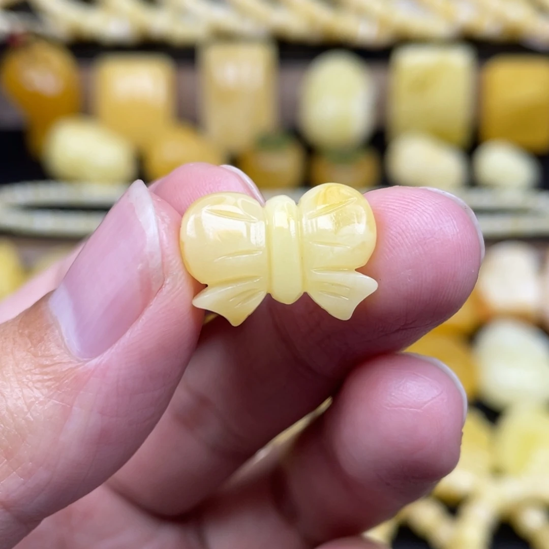 琥珀未镶嵌裸石琥珀蜜蜡