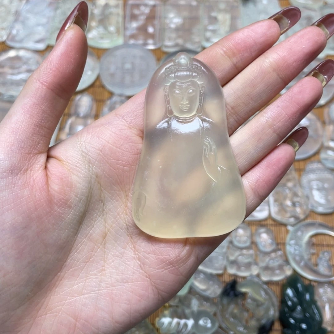 未镶嵌蛇纹石玉颈饰