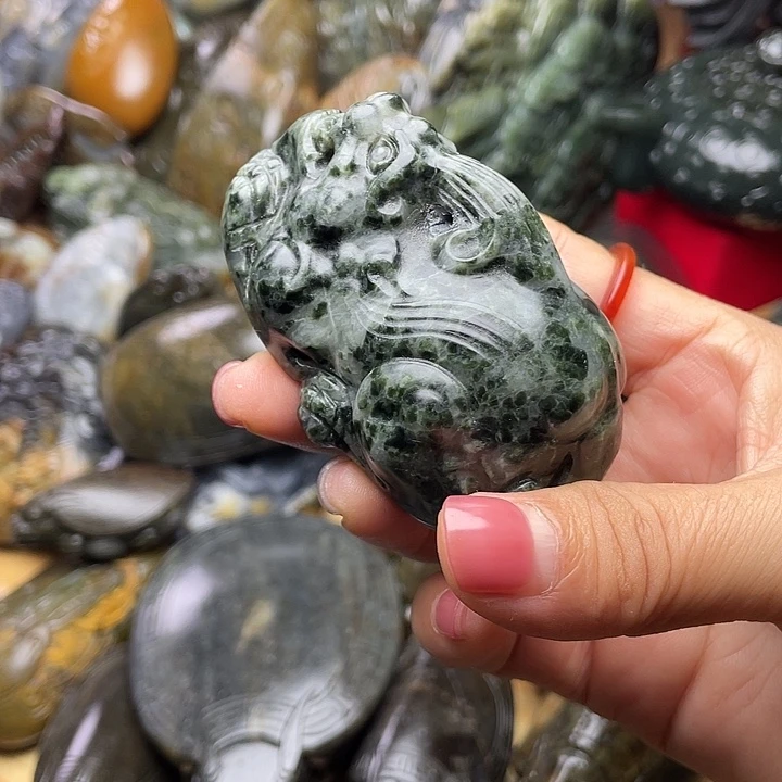 未镶嵌和田玉挂件