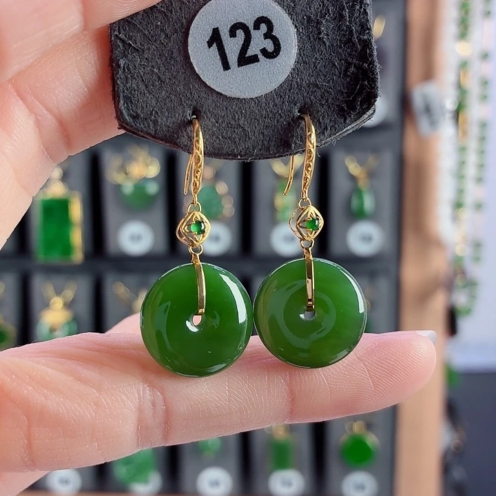 和田玉18K金镶嵌耳饰