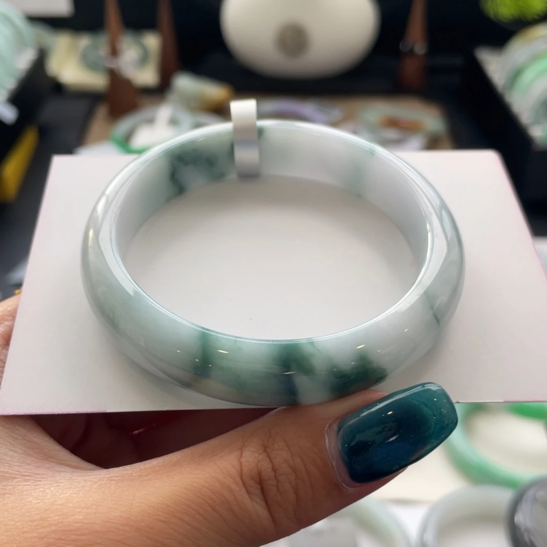 翡翠未镶嵌手镯4号56正圈纹