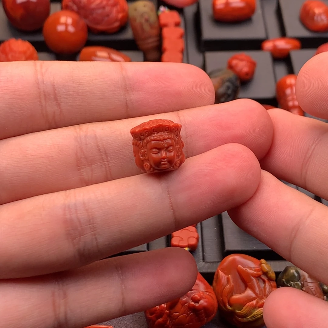 南红玛瑙未镶嵌南红精工雕刻三面佛背云13mm+