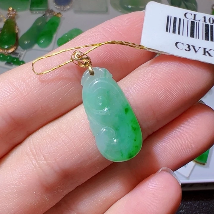 翡翠挂件18K金镶嵌翡翠