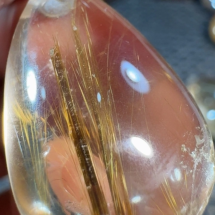 未镶嵌颈饰水晶老*师