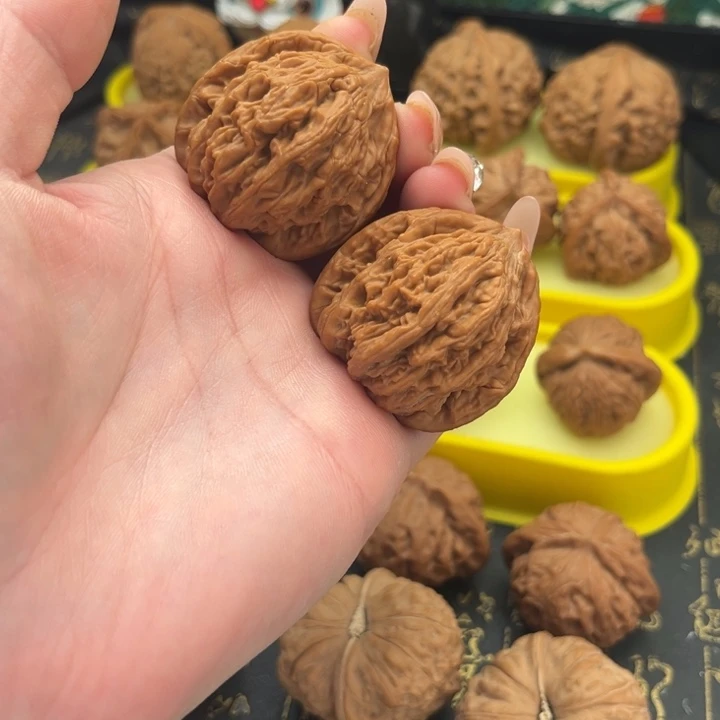 吊坠文玩核桃虎头