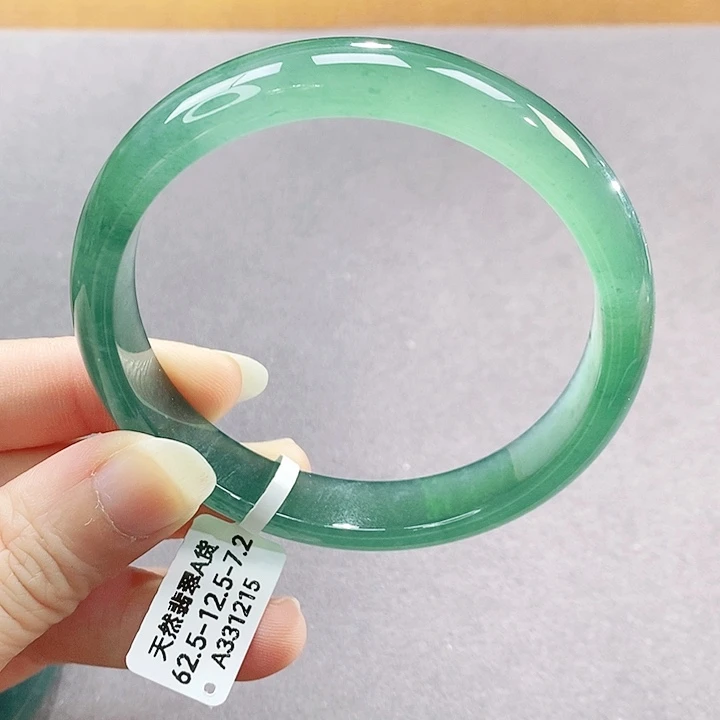 【闪购商品】翡翠手镯（圆镯）未镶嵌