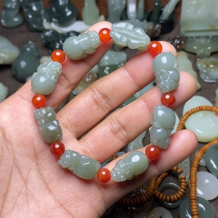 和田玉手链未镶嵌余**好