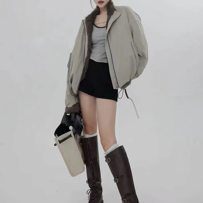 2025新款秋冬叠穿女休闲反季两面穿短款派克服女款爆款
