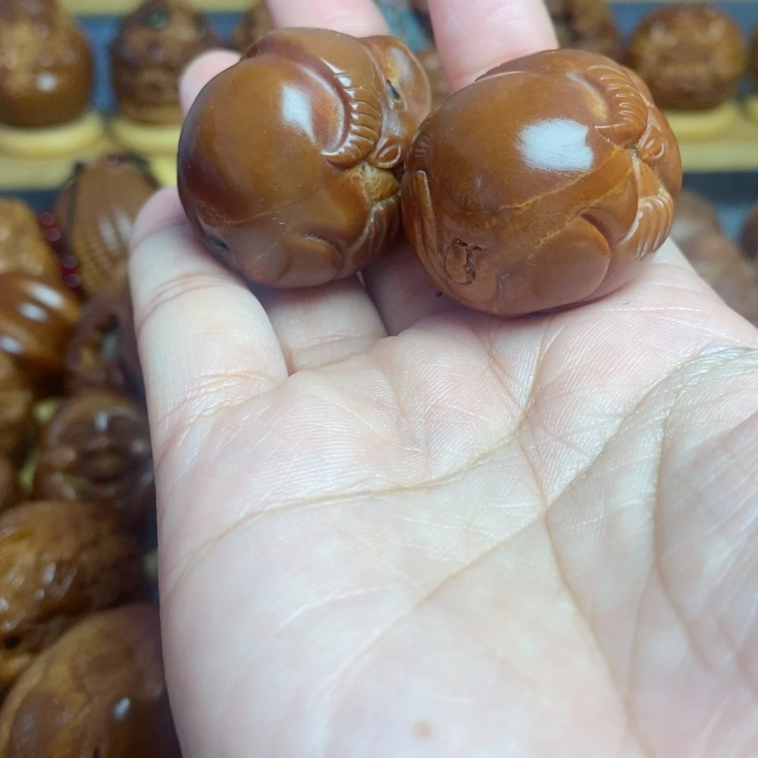 【闪购商品】其他橄榄核瑕疵