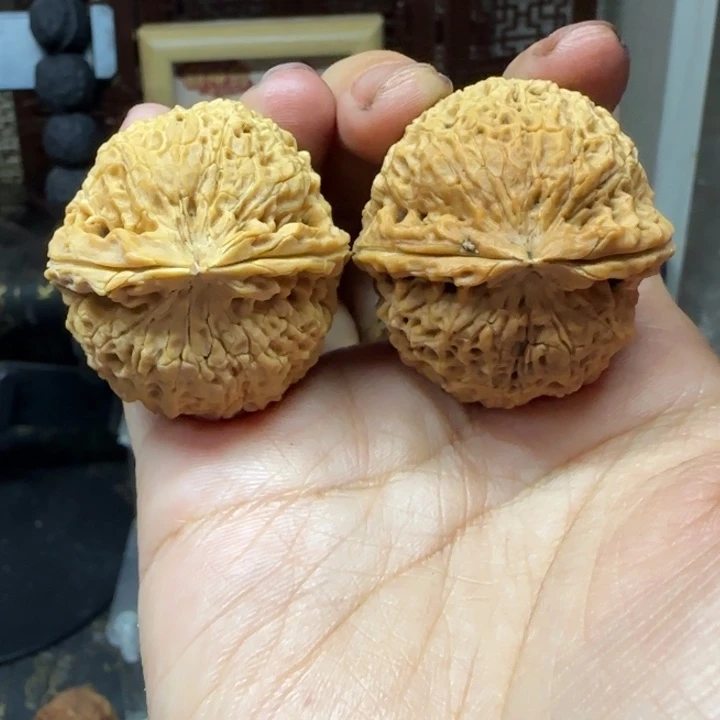 文玩核桃吊坠39烈焰狮子头