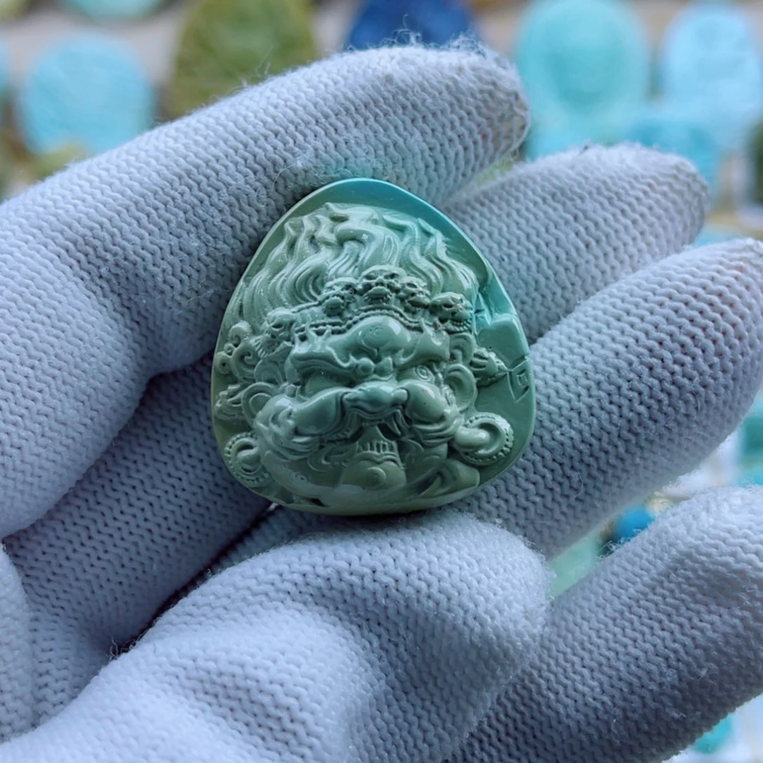 绿松石未镶嵌珠宝奇石