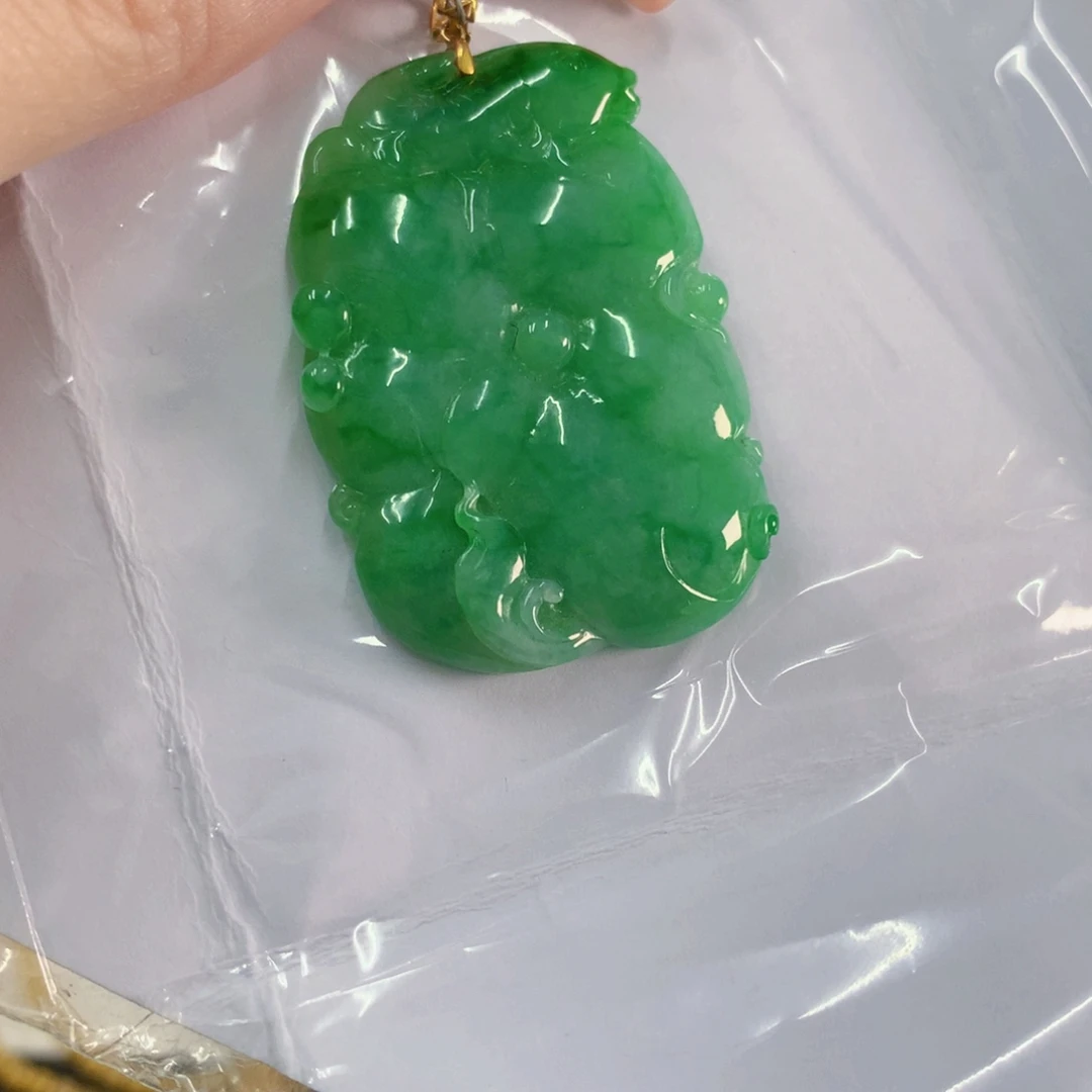 吊坠(不含链)18K金镶嵌翡翠