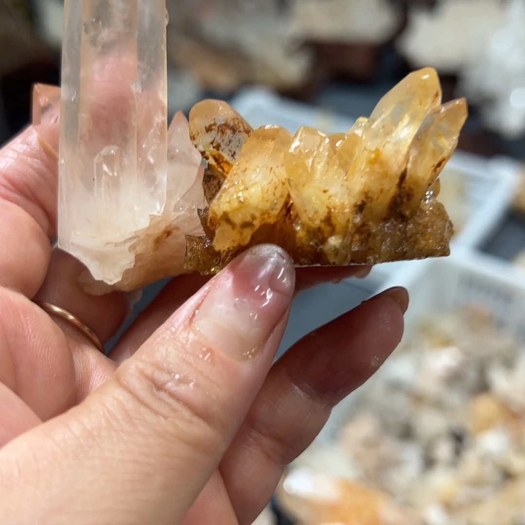 大***商未镶嵌珠宝半成品水晶