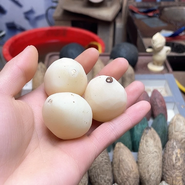 千眼菩提手串佛心果