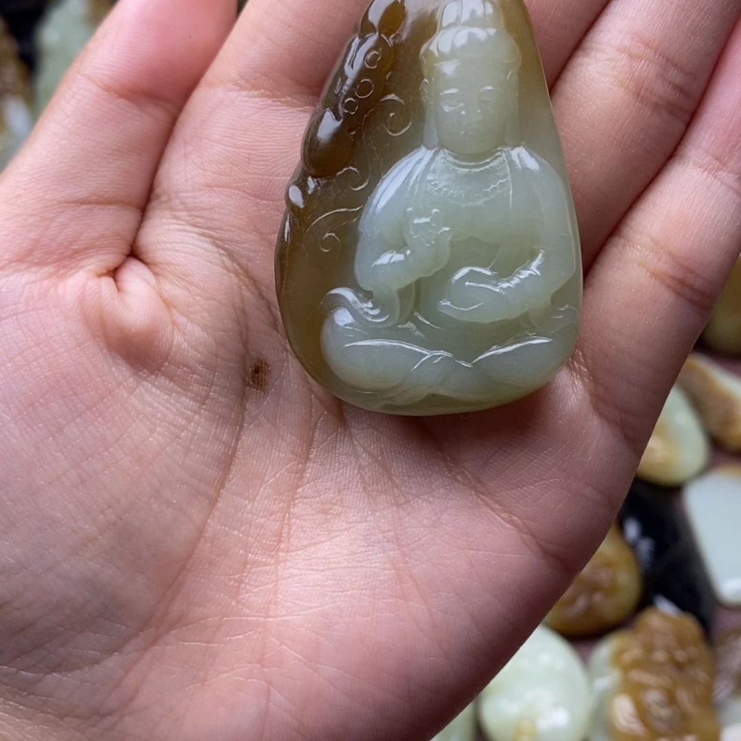 项链未镶嵌和田玉（糖玉）好*