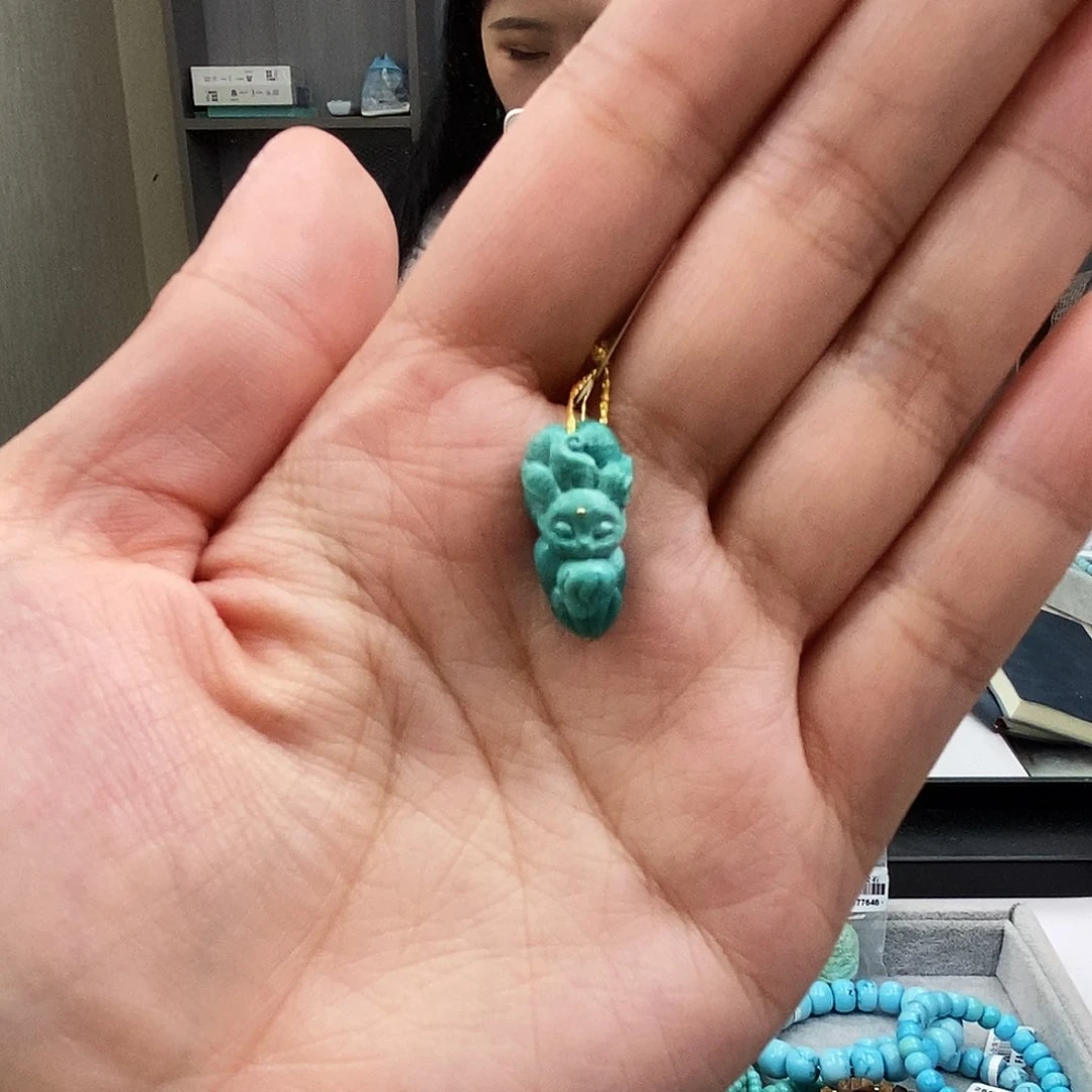 未镶嵌绿松石珠宝奇石