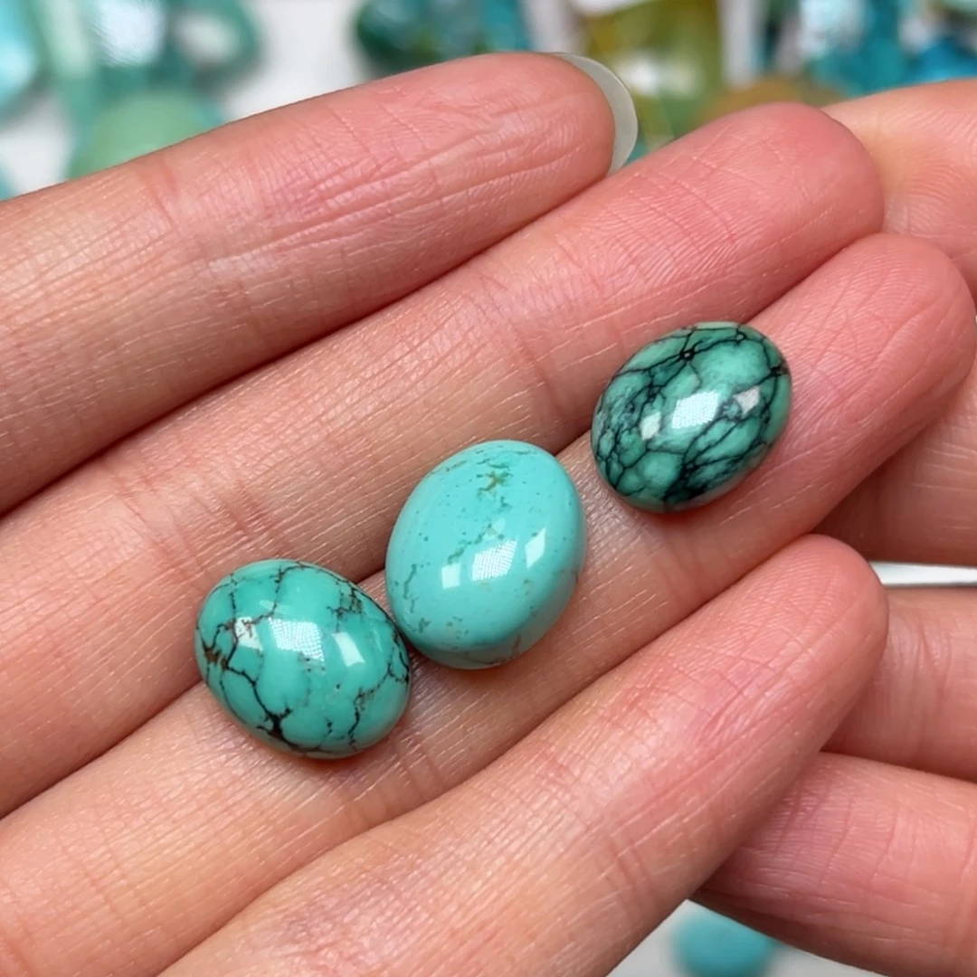 猫***狗绿松石未镶嵌珠宝奇石