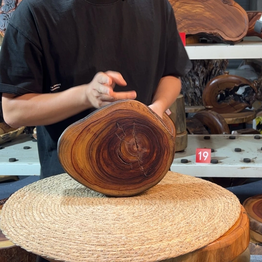 香樟木原木产品木头