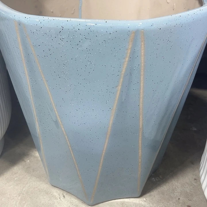 陶瓷花盆特大号一个