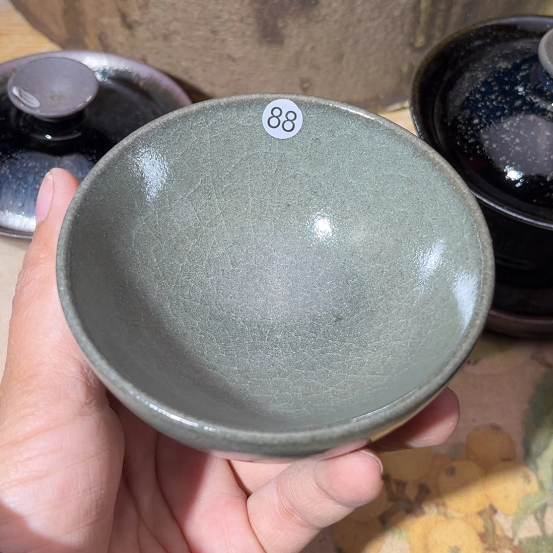 茶盏义兴龙窑坚持真柴烧