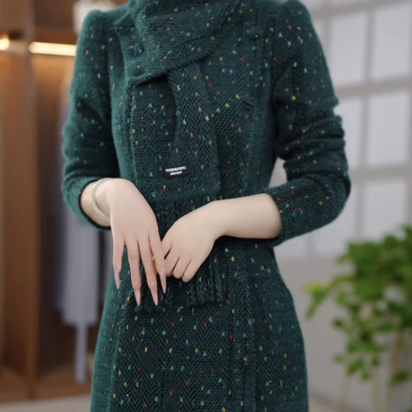 C733加厚带围巾毛呢连衣裙女秋新款妈妈长袖高档小香风配大衣