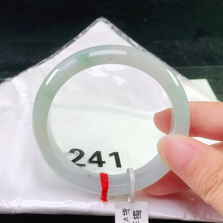 未镶嵌手镯翡翠翡翠手镯