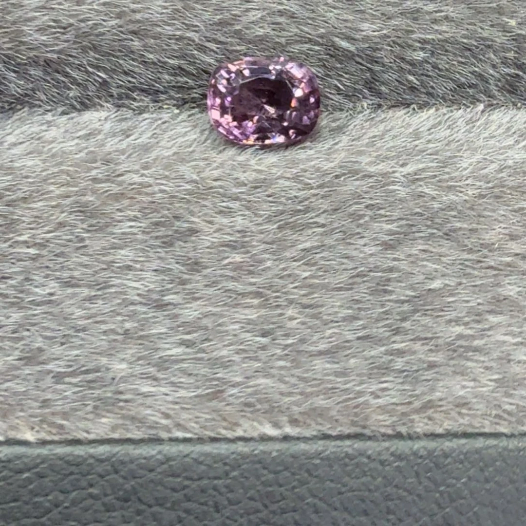 尖晶石裸石90分紫尖晶