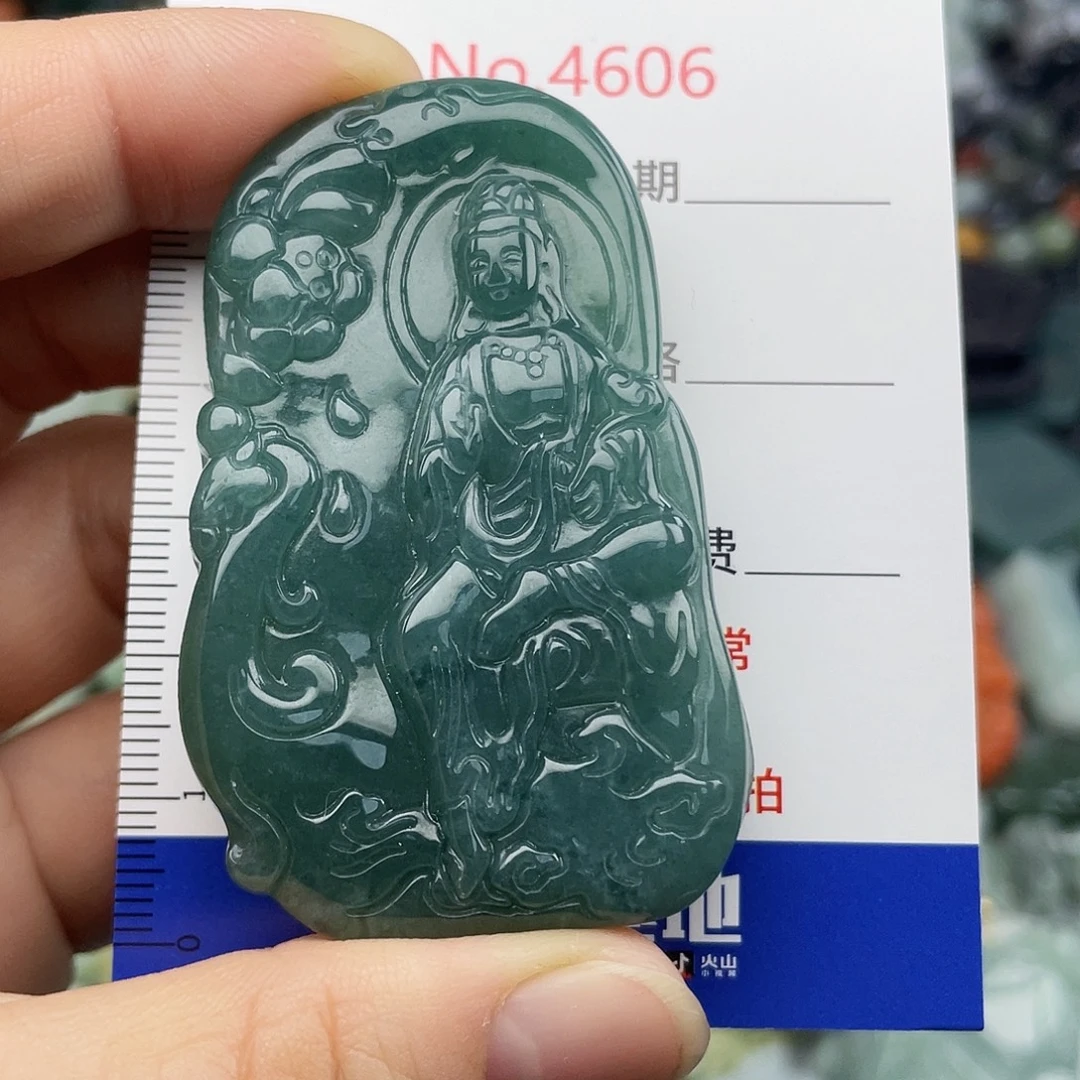 翡翠未镶嵌挂件4606