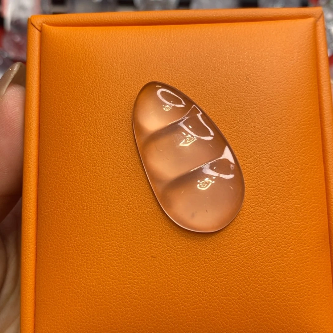 石英质玉未镶嵌吊坠