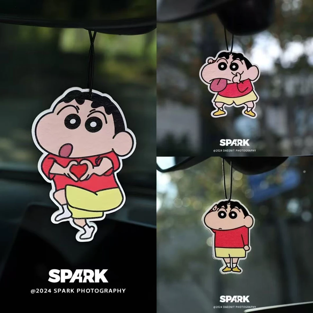 蜡笔小新汽车香水片车载后视镜香薰装饰室内衣橱柜子除异味芳香片