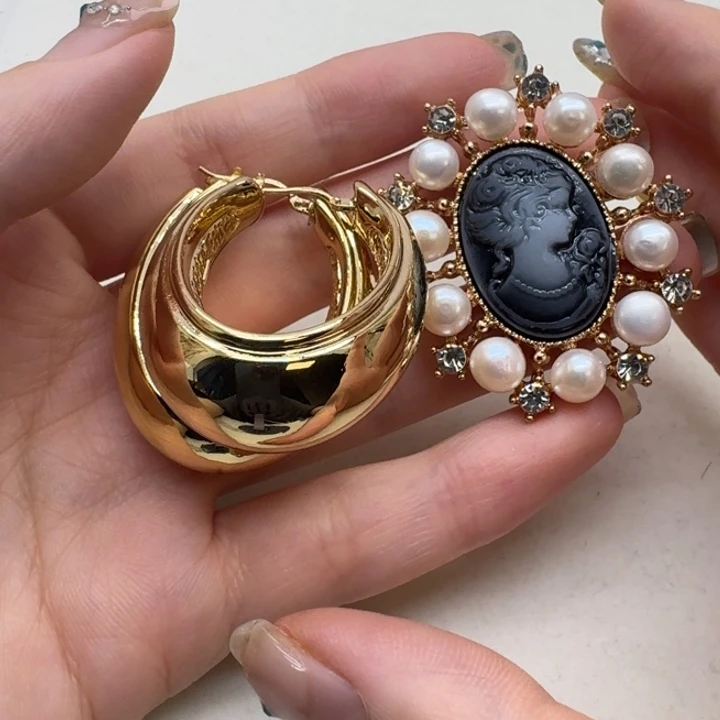 淡水珍珠耳饰未镶嵌