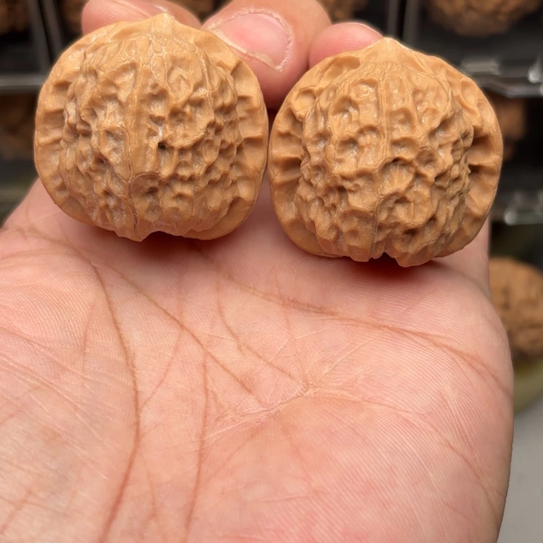 笺***言把件文玩核桃敦煌