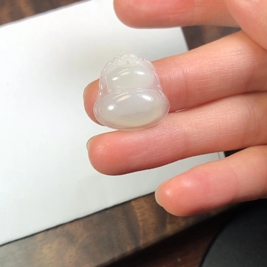 翡翠未镶嵌颈饰缅甸A货，每天下午1点半开播