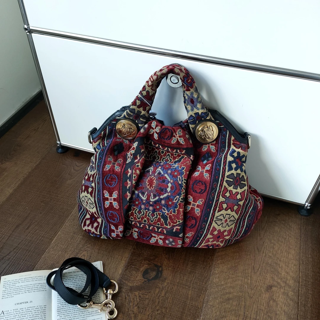 95新 GUCCI/古驰 Azul-波西米亚风金属牌刺绣单肩托特包49932