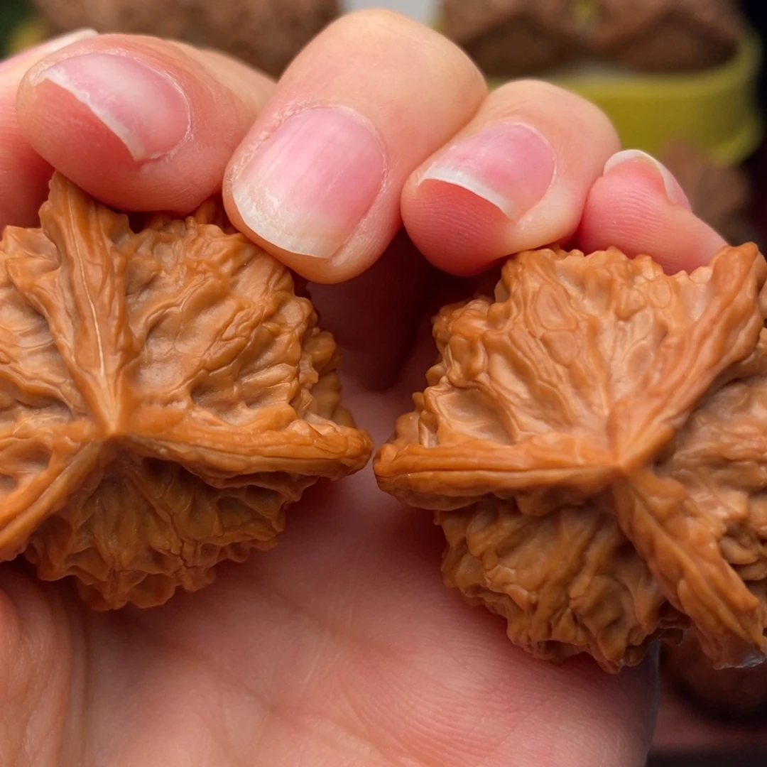 把件文玩核桃盘山奔36，