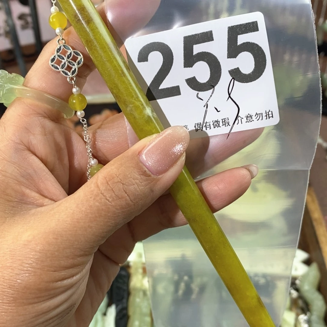 蛇纹石玉发饰未镶嵌果*?