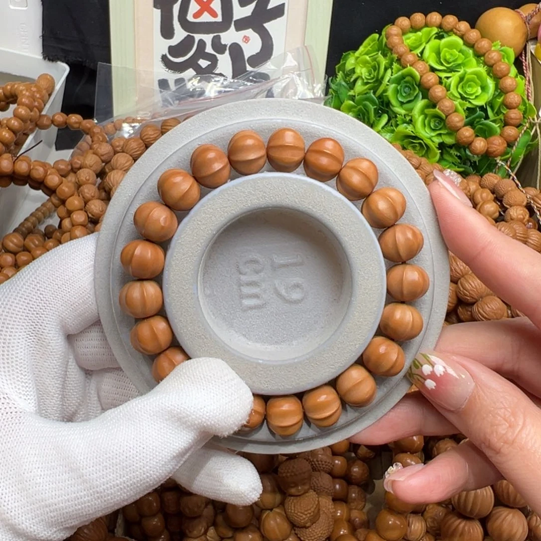 猴头核桃手串微瑕鲨鱼12+