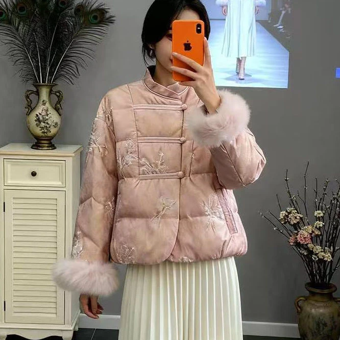 超好看亮片串珠重工刺绣立领羽绒服女短款狐狸毛袖时尚外套轻奢80