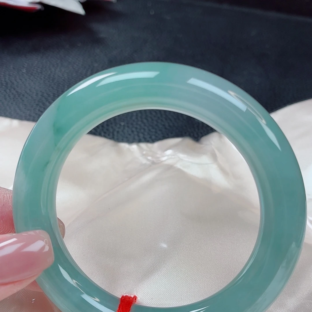 未镶嵌手镯翡翠57