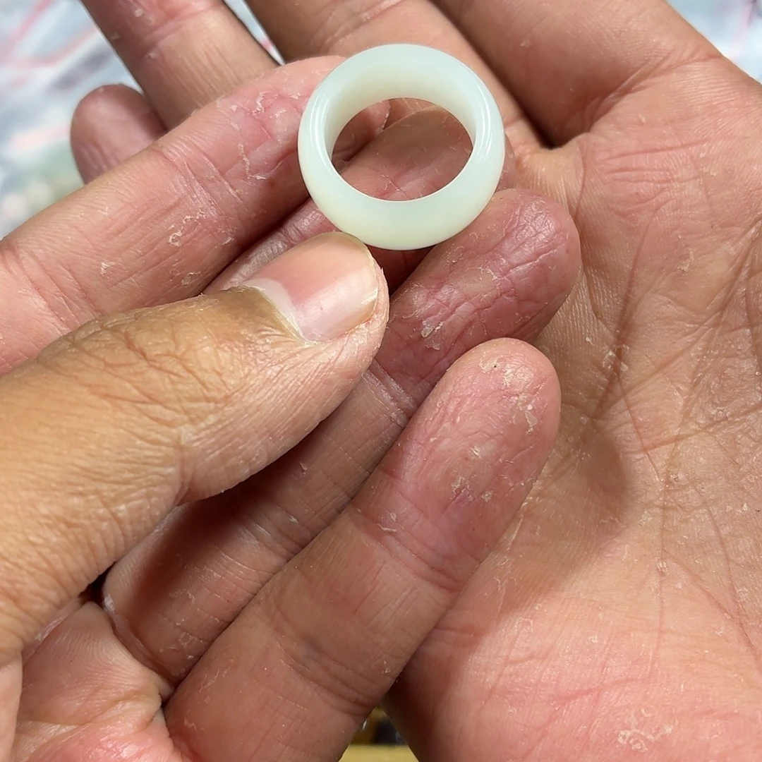 *****和田玉未镶嵌颈饰