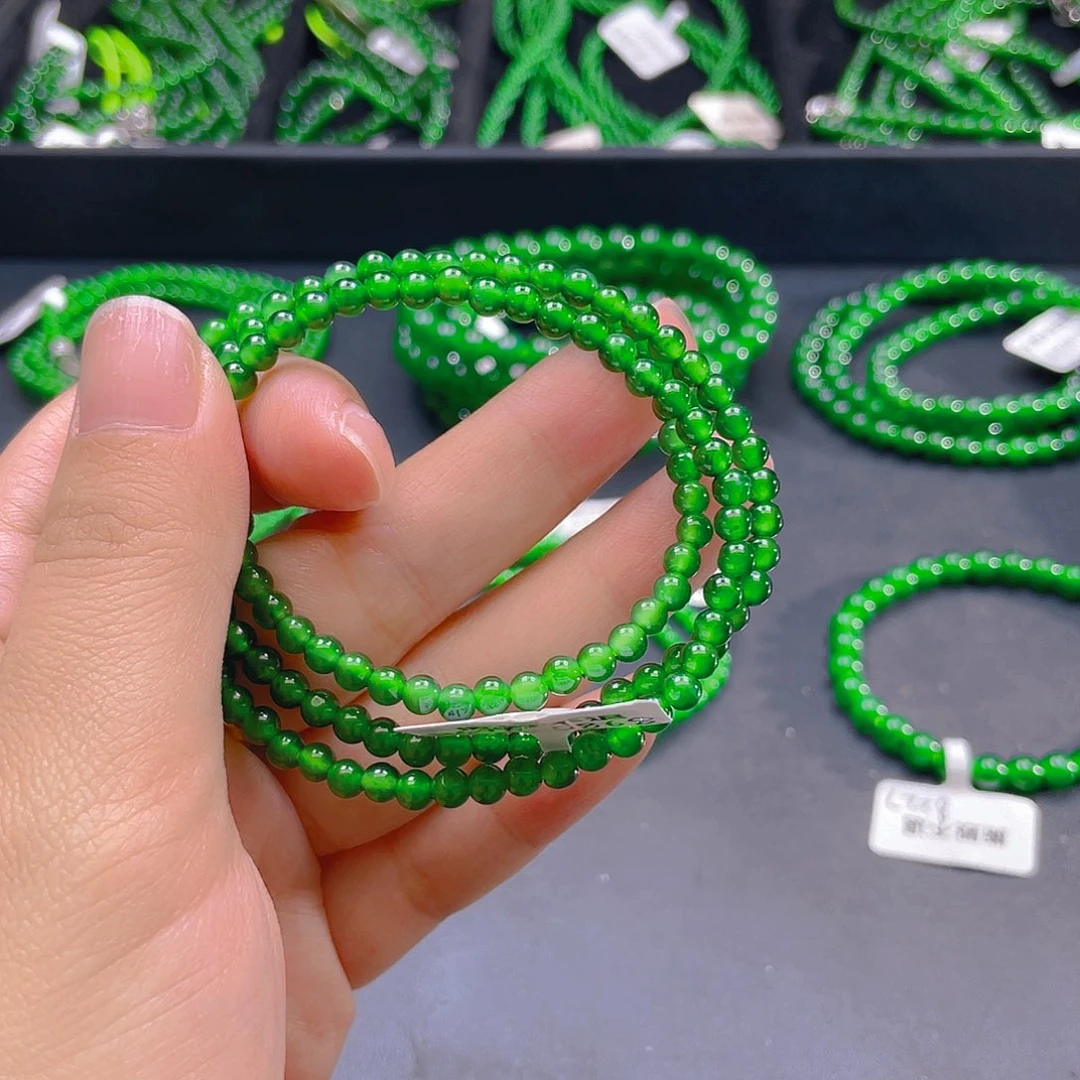 翡翠未镶嵌颈饰