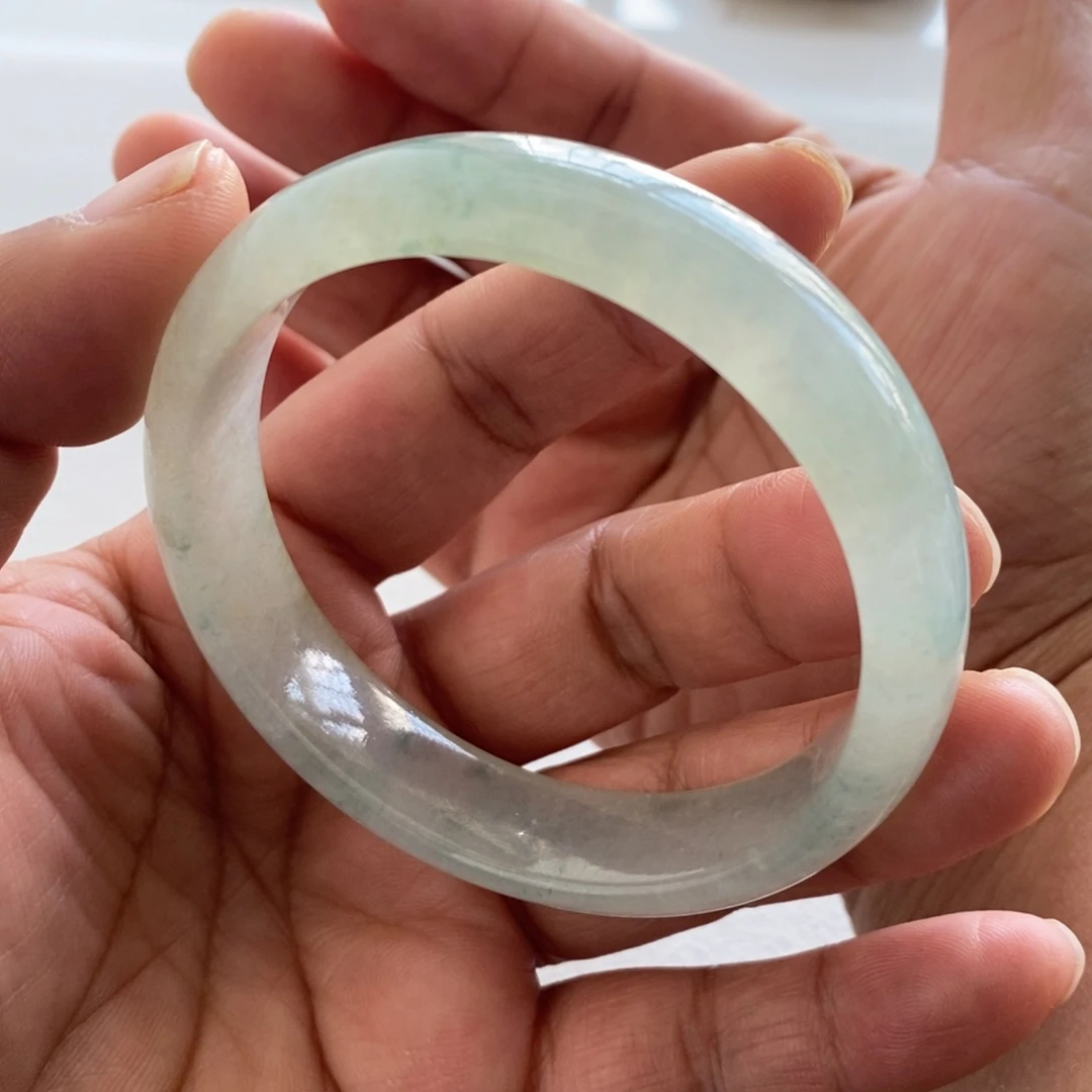 翡翠手镯未镶嵌平*心天然翡翠手镯