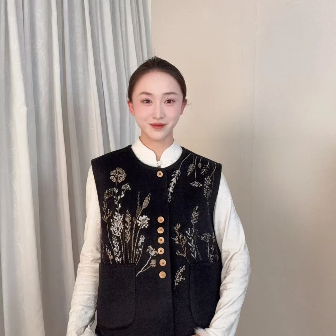 【悠梦】2025新款中式国风双面尼刺绣马甲axl-32