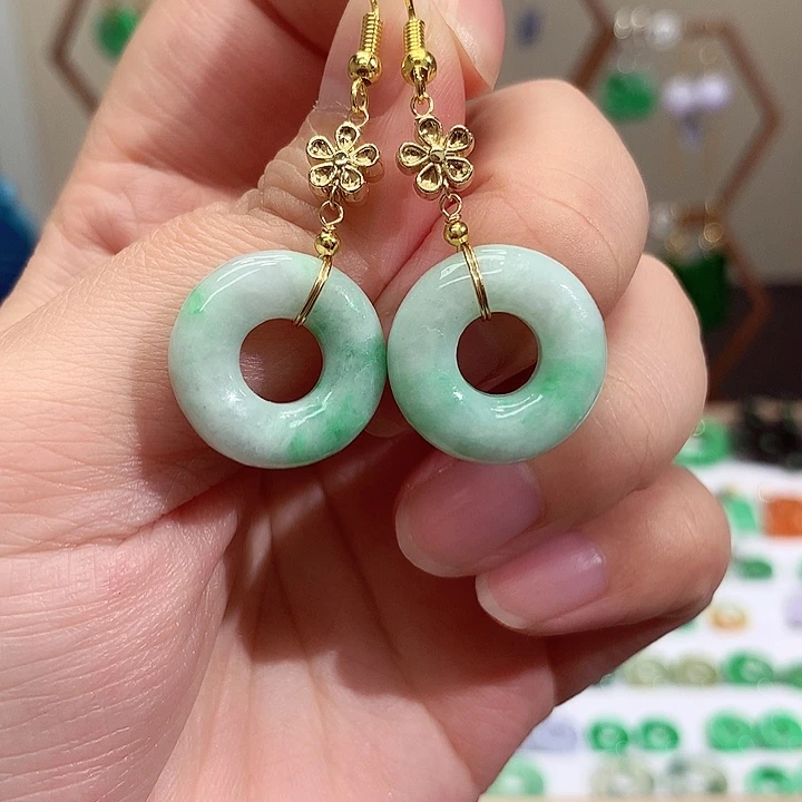 未镶嵌翡翠耳饰天然