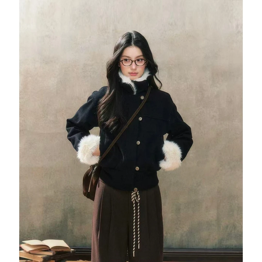 秋冬新款黑色修身皮毛一体夹克外套短款上衣女  82213