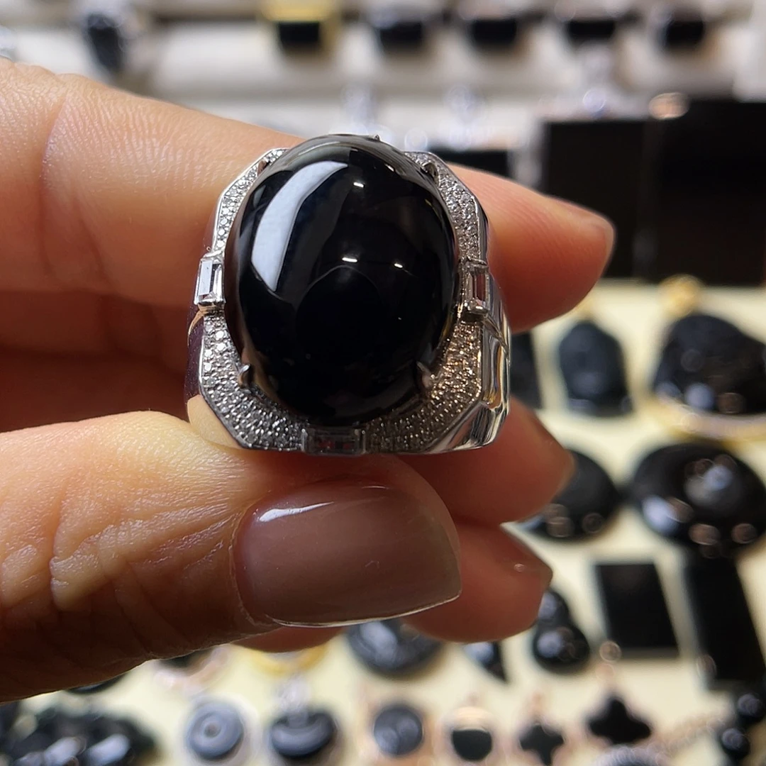 大***乔翡翠18K金镶嵌戒指墨翠