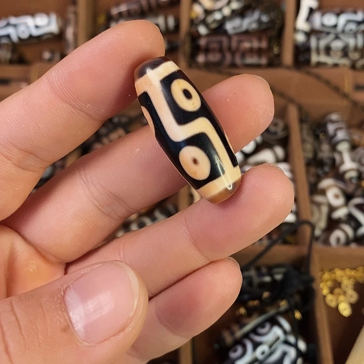 玛瑙/玉髓颈饰未镶嵌无*