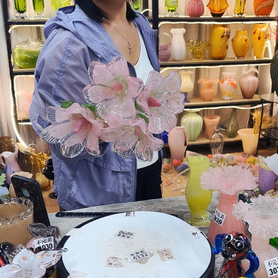 4朵百合家悦美居琉璃摆件