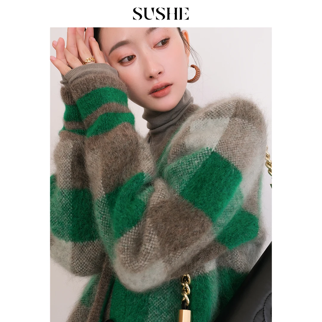 束皙SUSHE 绿色格子针织马海毛外套温柔复古香风V领开衫毛衣女冬